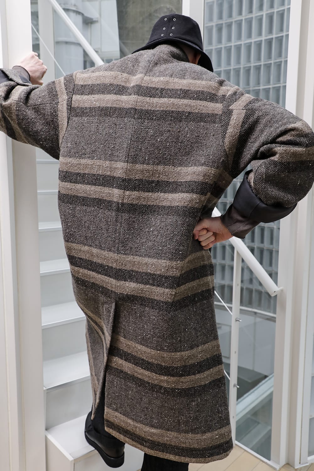 ハイネック コート ストライプ ウール