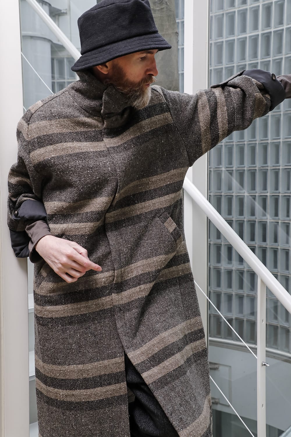 ハイネック コート ストライプ ウール