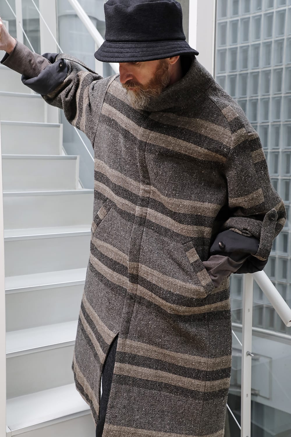 ハイネック コート ストライプ ウール