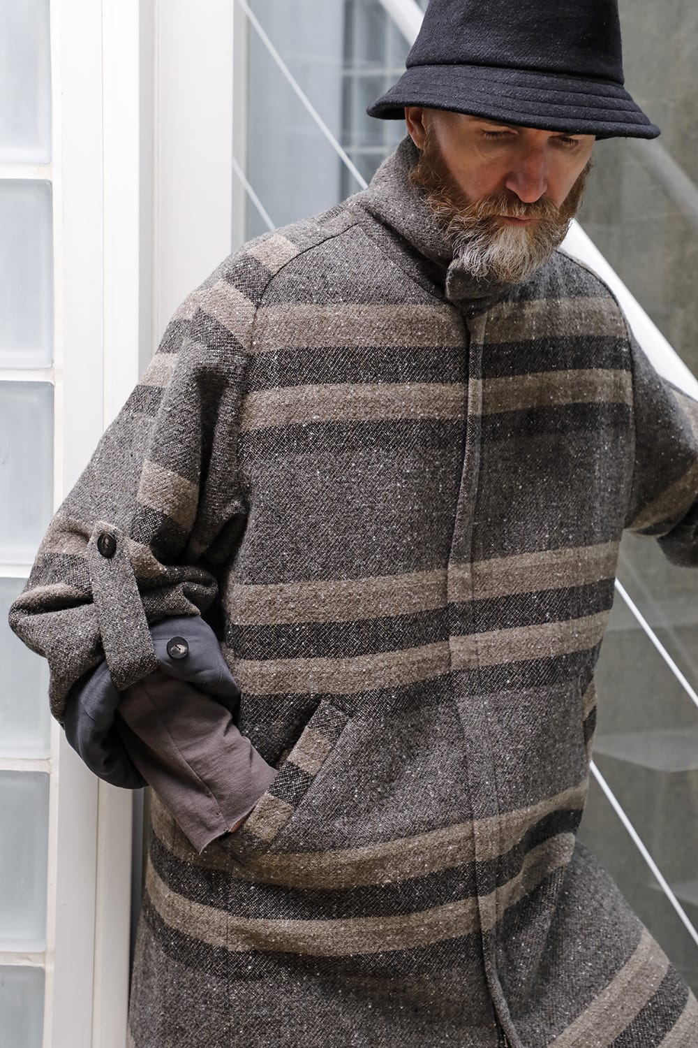 ハイネック コート ストライプ ウール