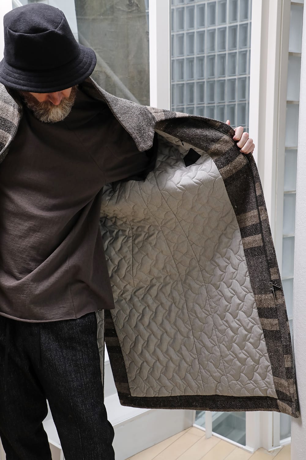 ハイネック コート ストライプ ウール