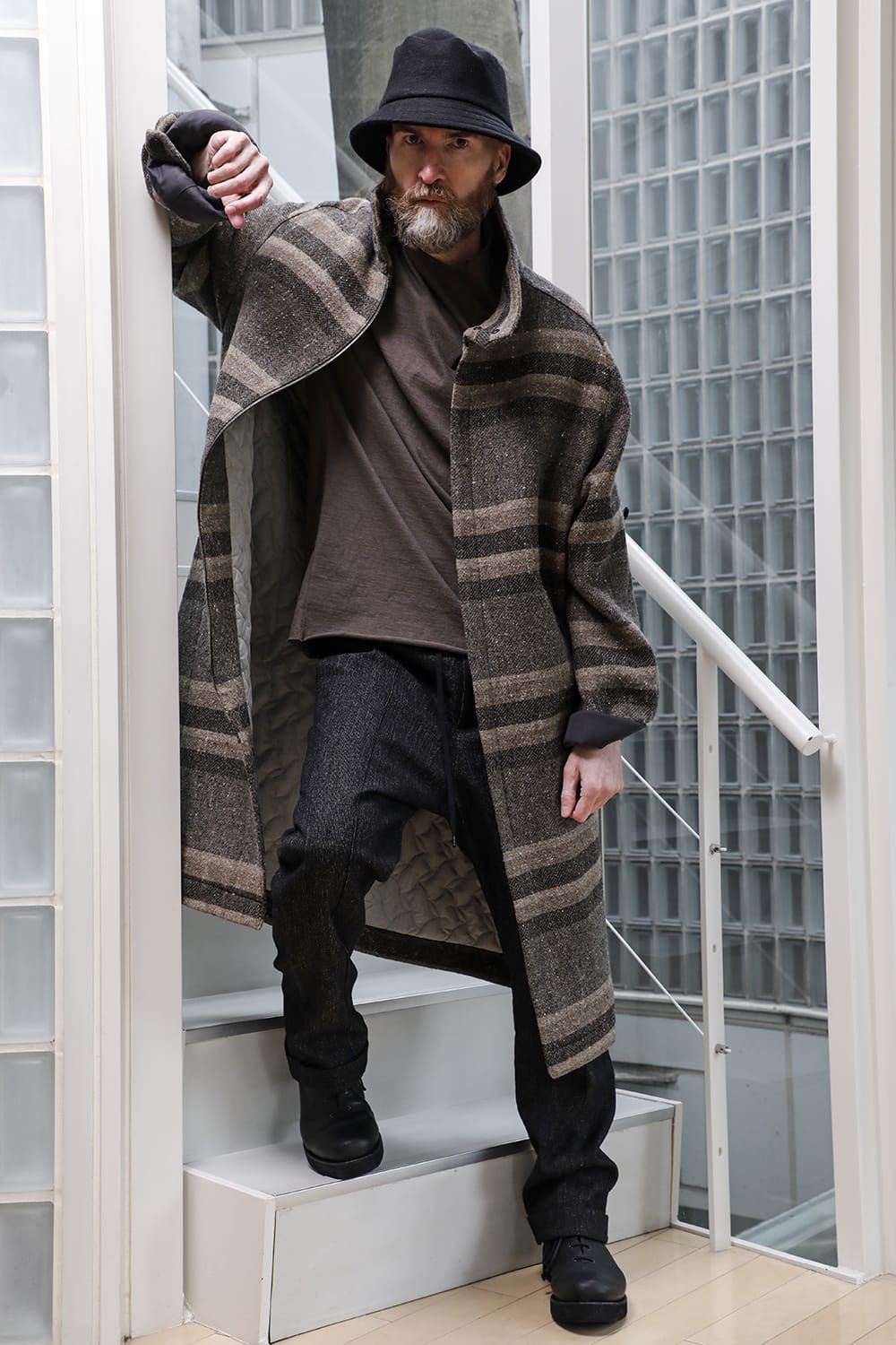 ハイネック コート ストライプ ウール