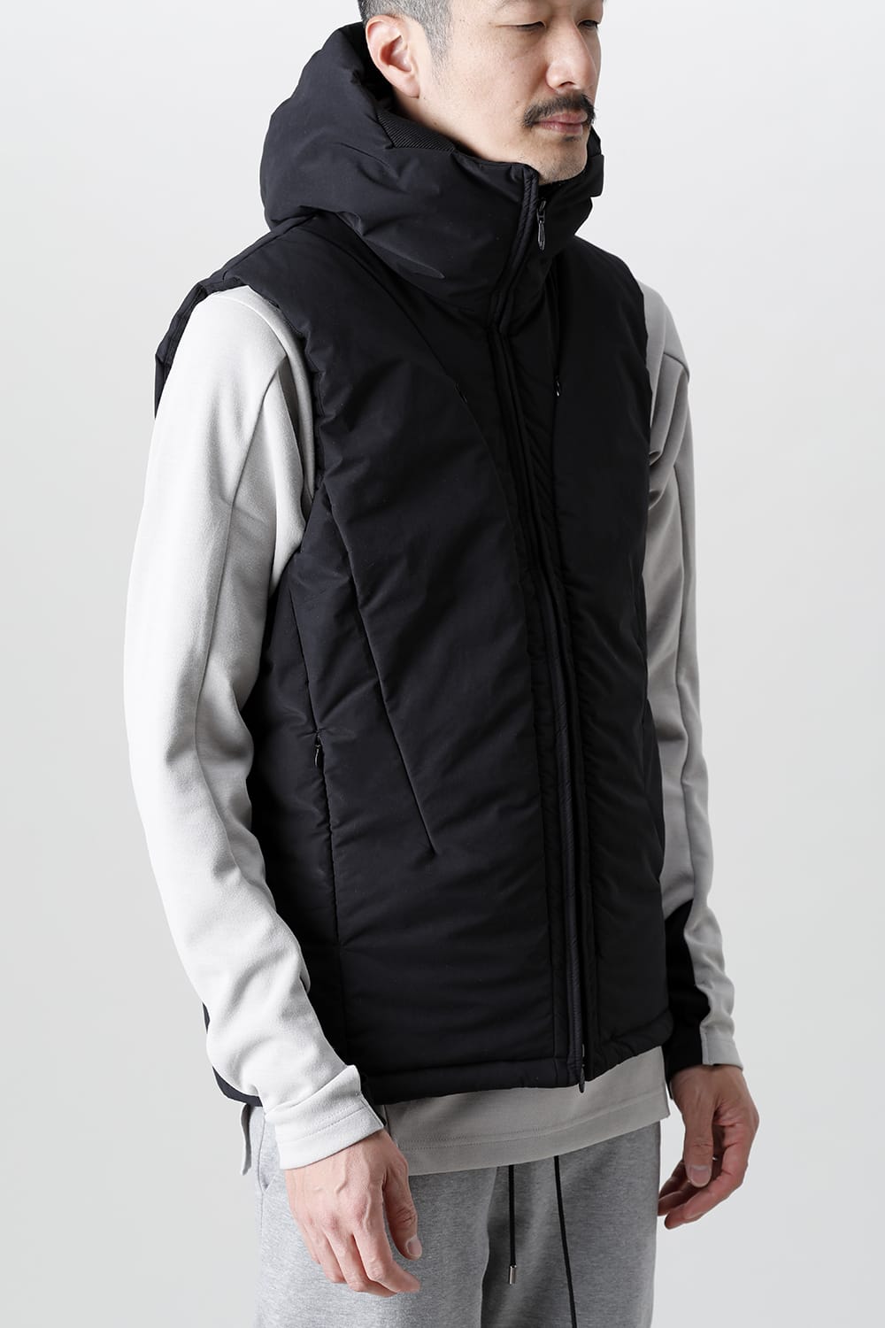 10th anniversary Transform Covered Vest Black