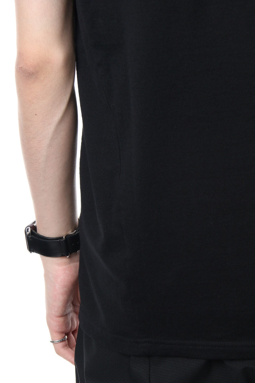 U NECK S/S - CVM-0027 - Black