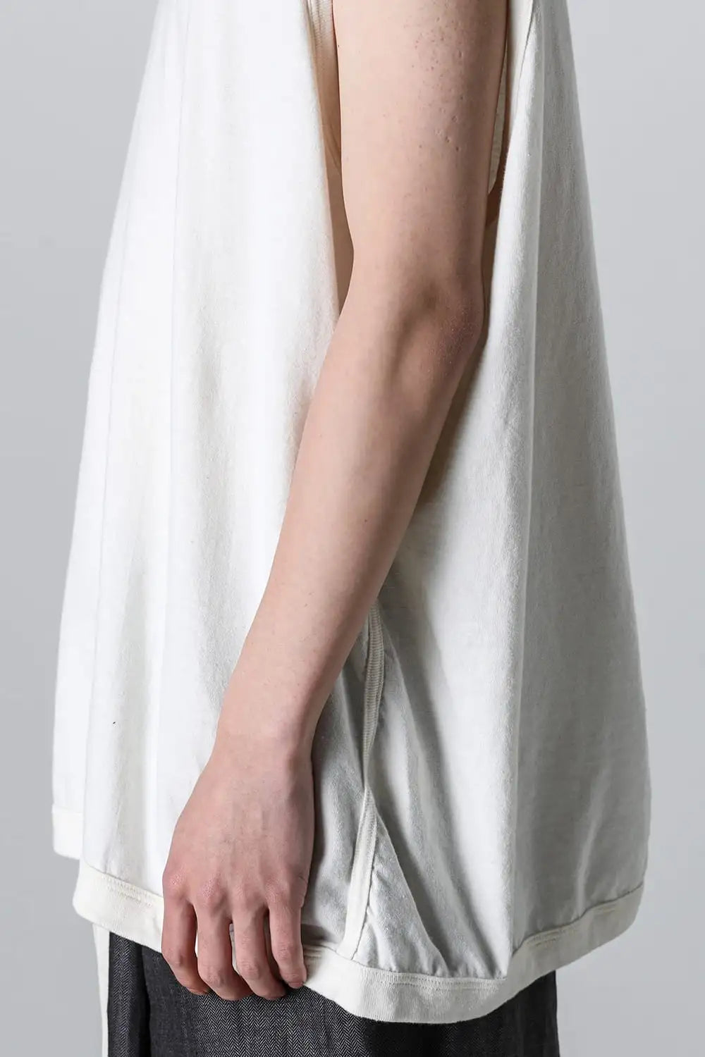 SLEEVELESS TEE Cotton Hemp Jersey KINARI