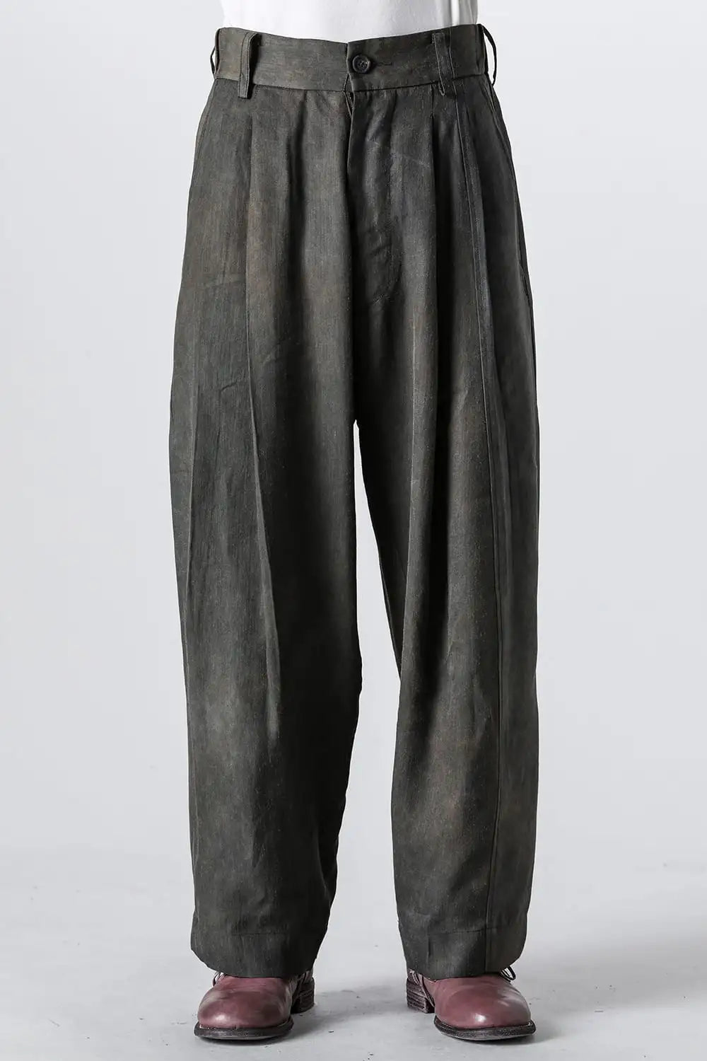 Front Pleats Tapered Long Trousers