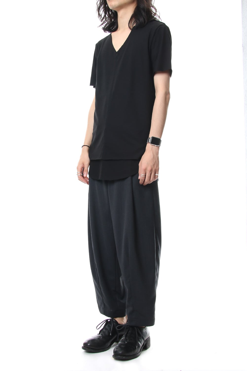 Layered Cutsew V-neck - Black