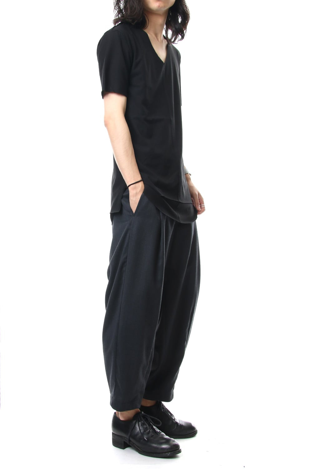 Layered Cutsew V-neck - Black