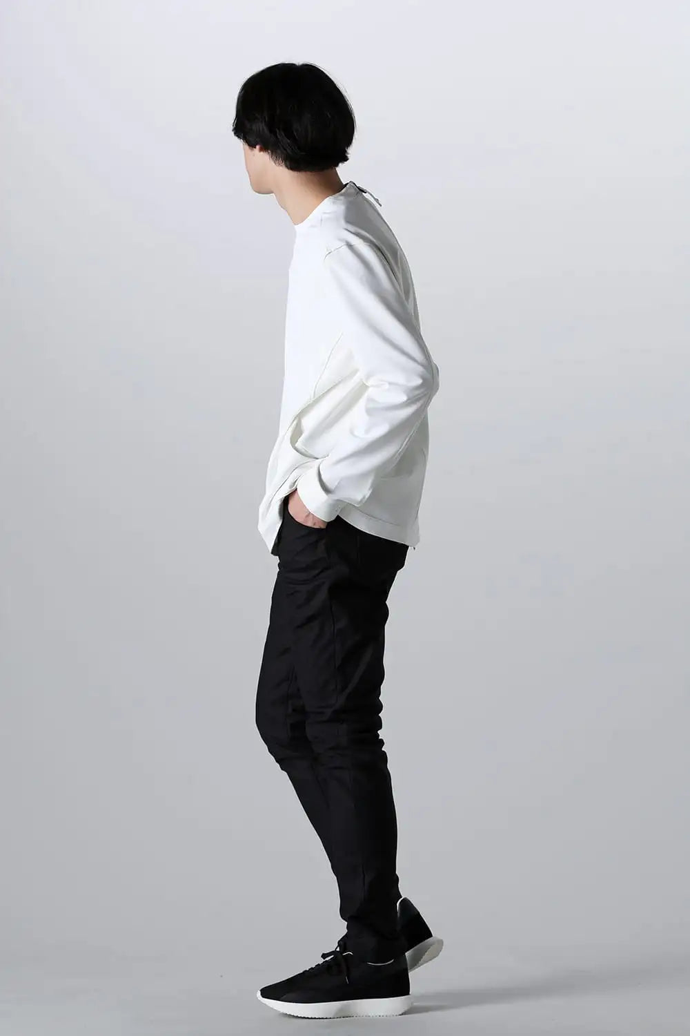 ジーンズ ブラック