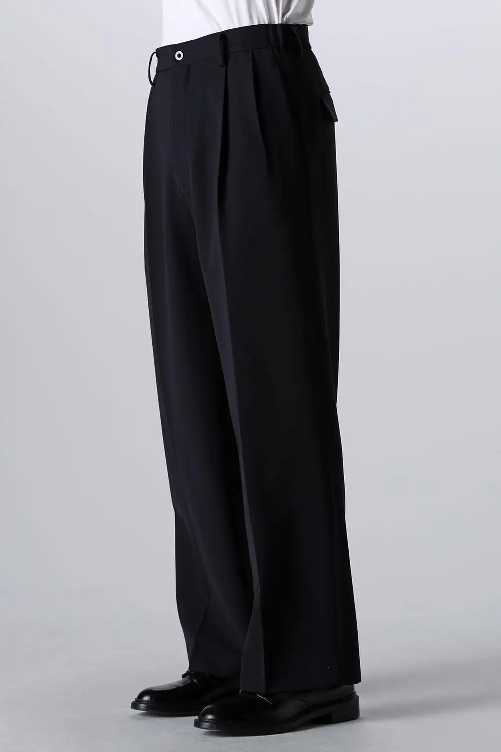 Two Tucks Wide Trousers Dark Navy