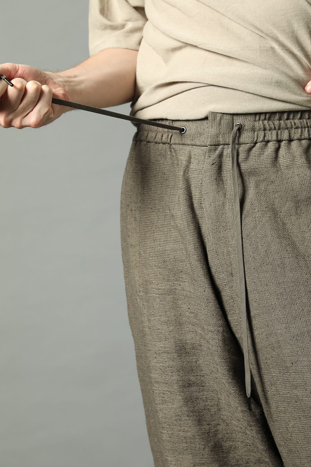 Dropcroch cropped pants silk linen crazy check  Beige Gray