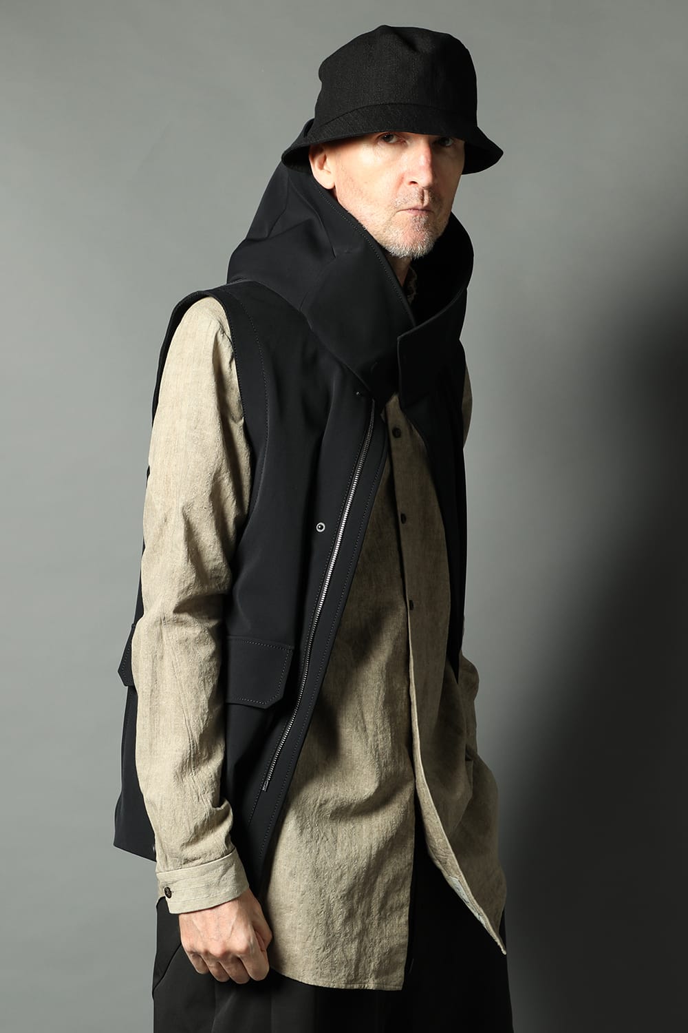 Sleeveless hooded jacket merino wool jersey bonding