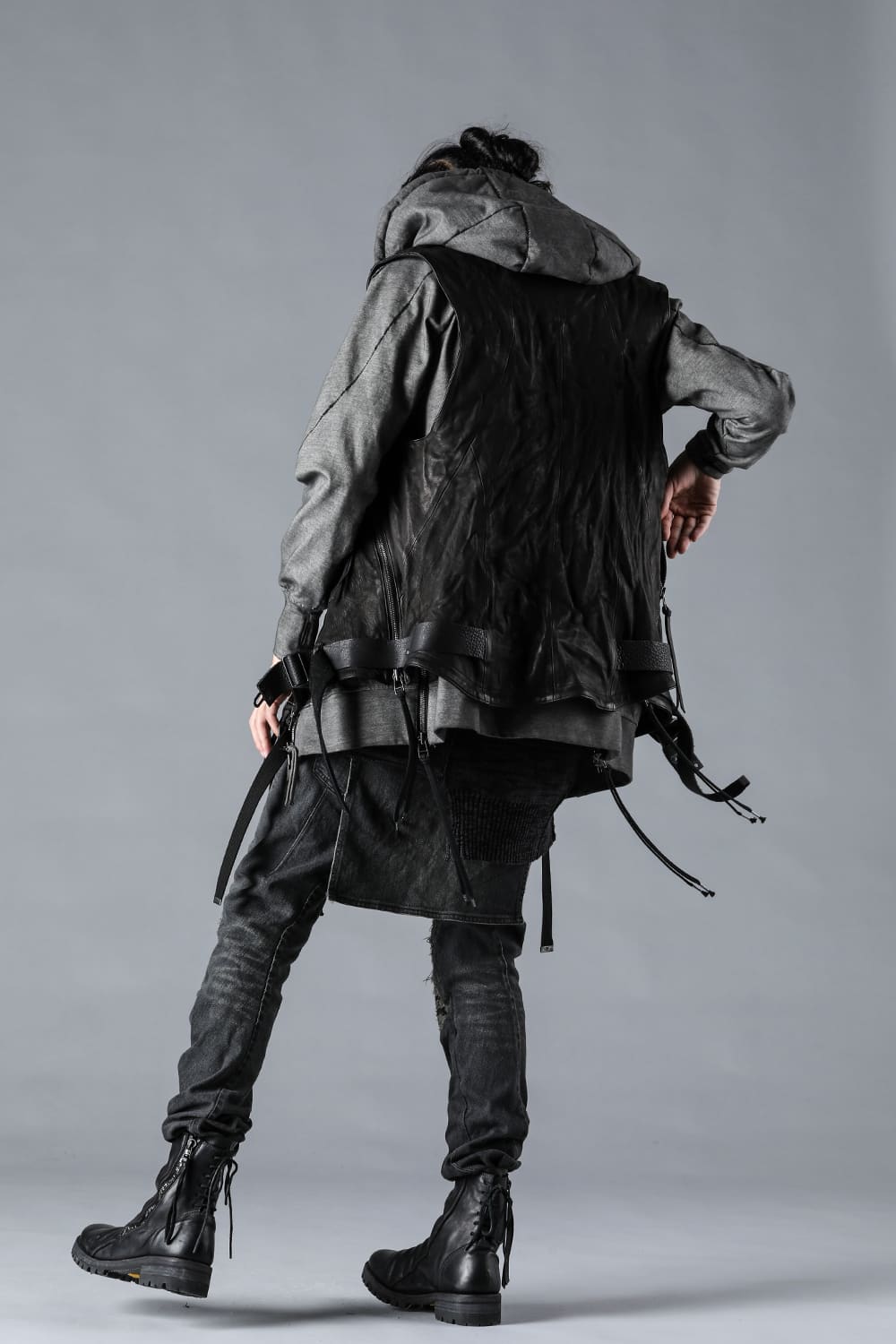 Ink-dyed Dense Knit Hooded Jacket