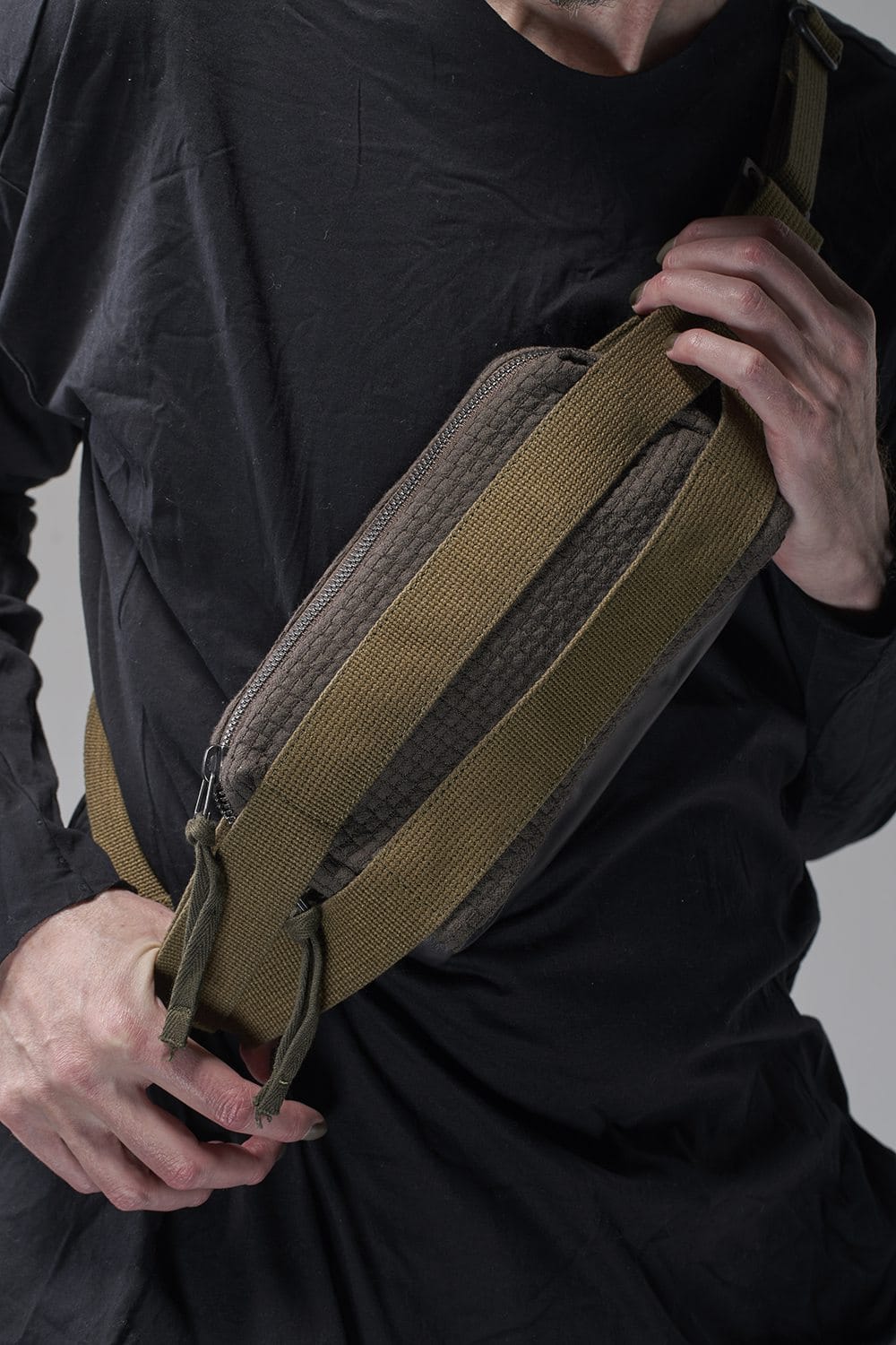 Waist bag Virgin wool Otter Gray