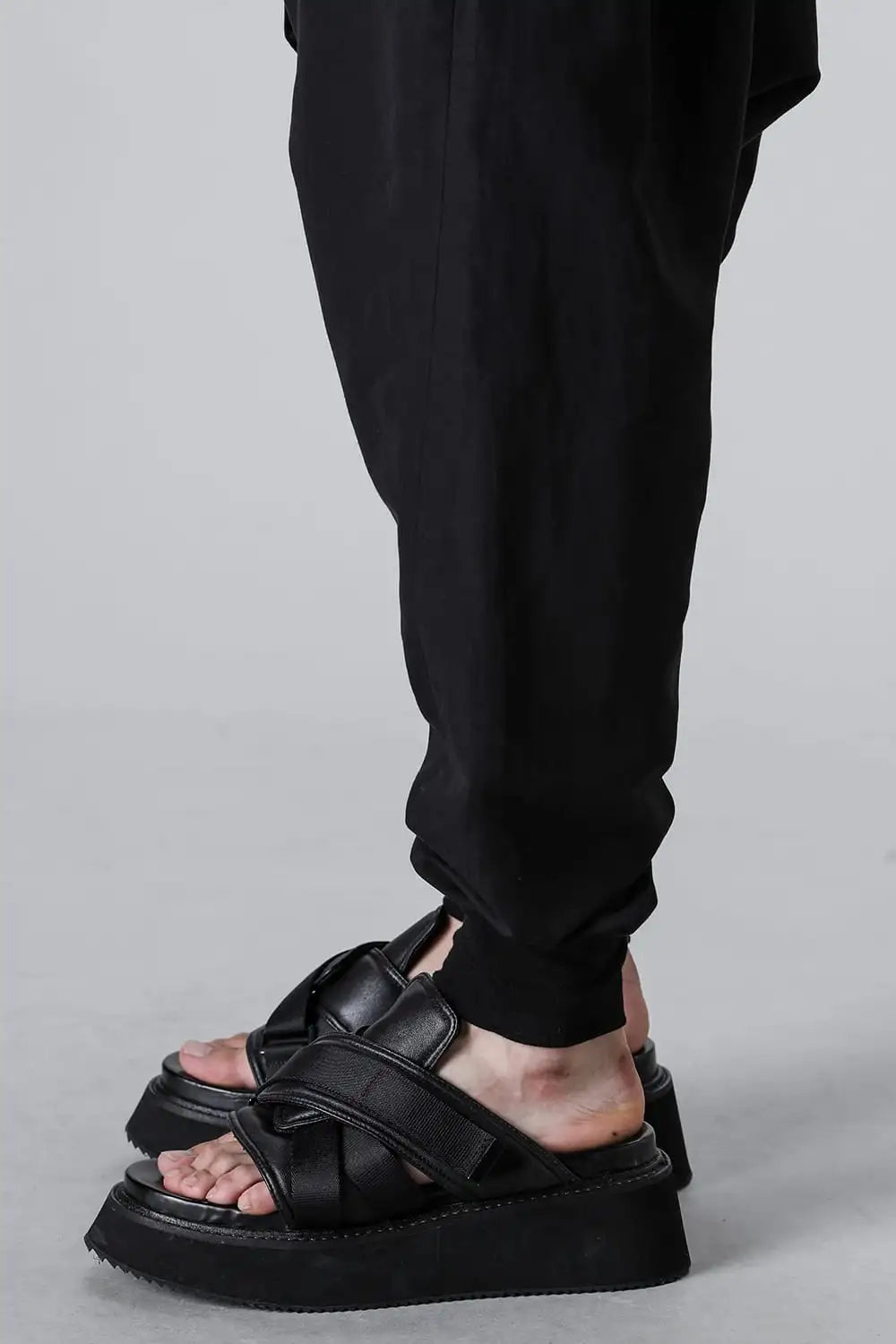 Cotton / Linen Poplin Cargo Crotch Pants