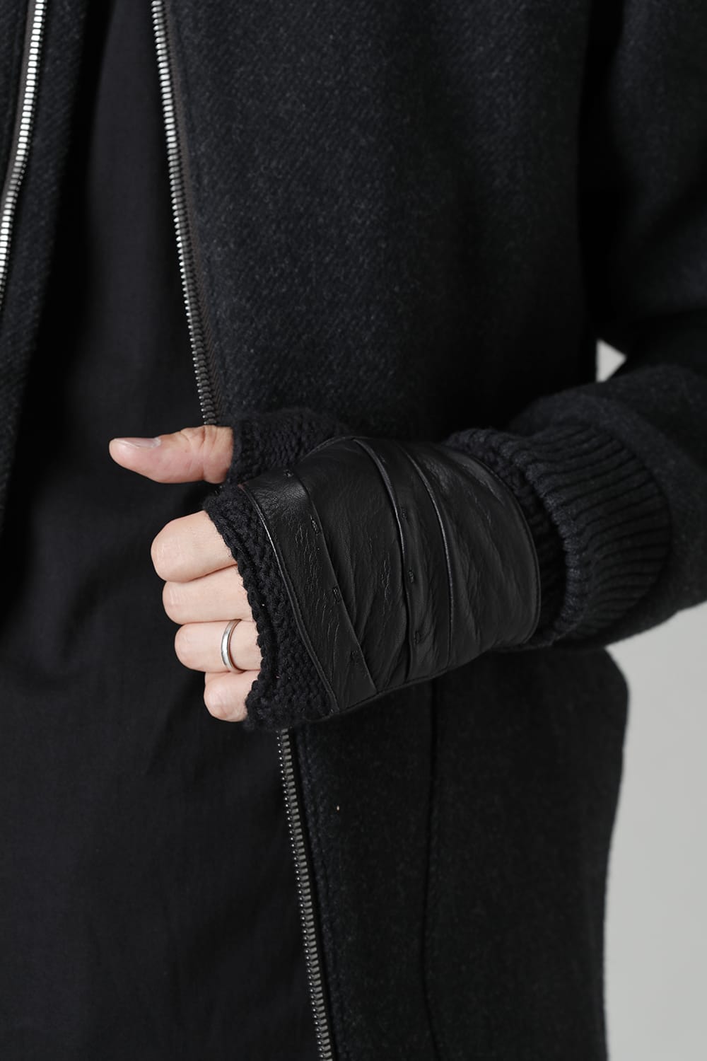 Layerd glove Cotton / Cashmere & Deer leather Black