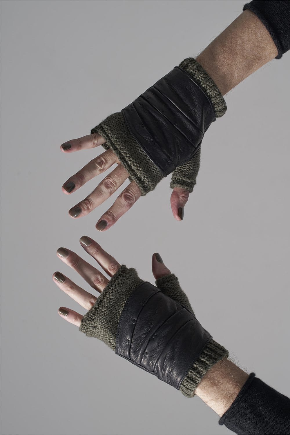 Layerd glove Cotton / Cashmere & Deer leather Olive