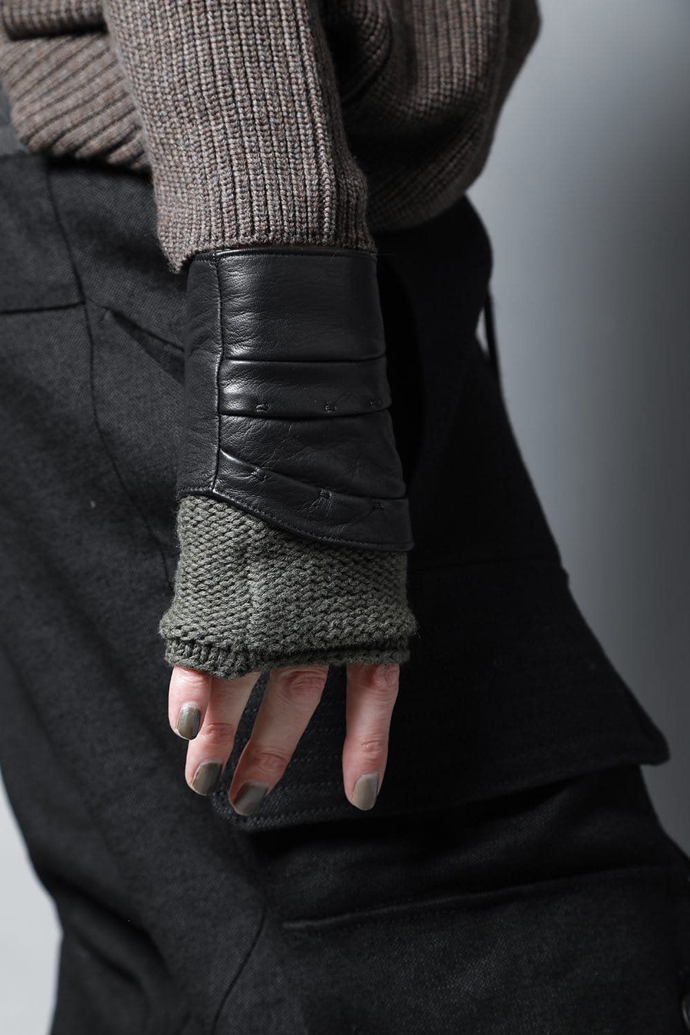 Layerd glove Cotton / Cashmere & Deer leather Olive