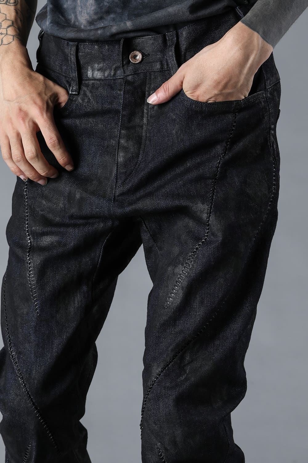 Coated Stretch Denim Overlock Twisted Curve Slim Pants