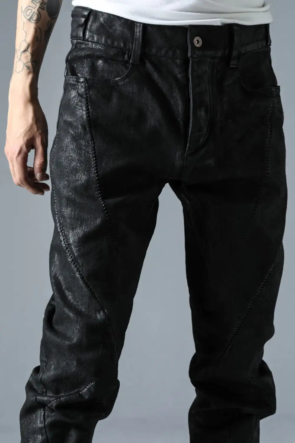 Product Coated Stretch Denim Overlock Twist Curve Slim Pants