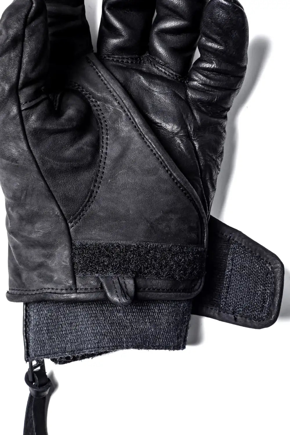 The Viridi-anne x D.HYGEN Collaboration Horse Leather Layered Gloves