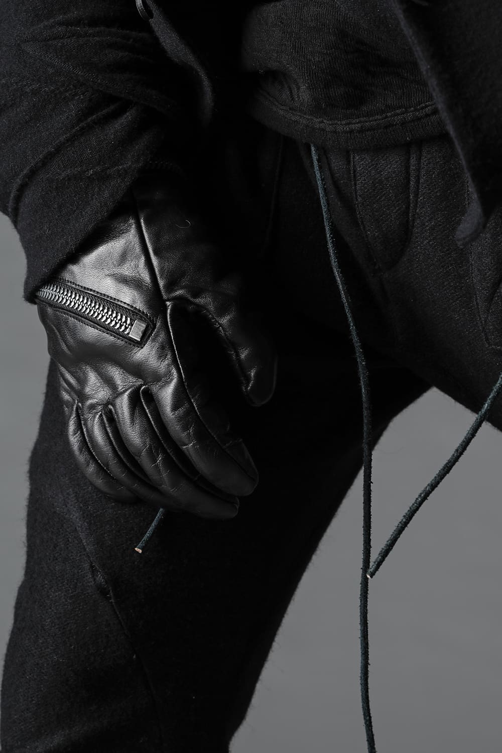 Horse Leather Zip Gloves - DG-0121A