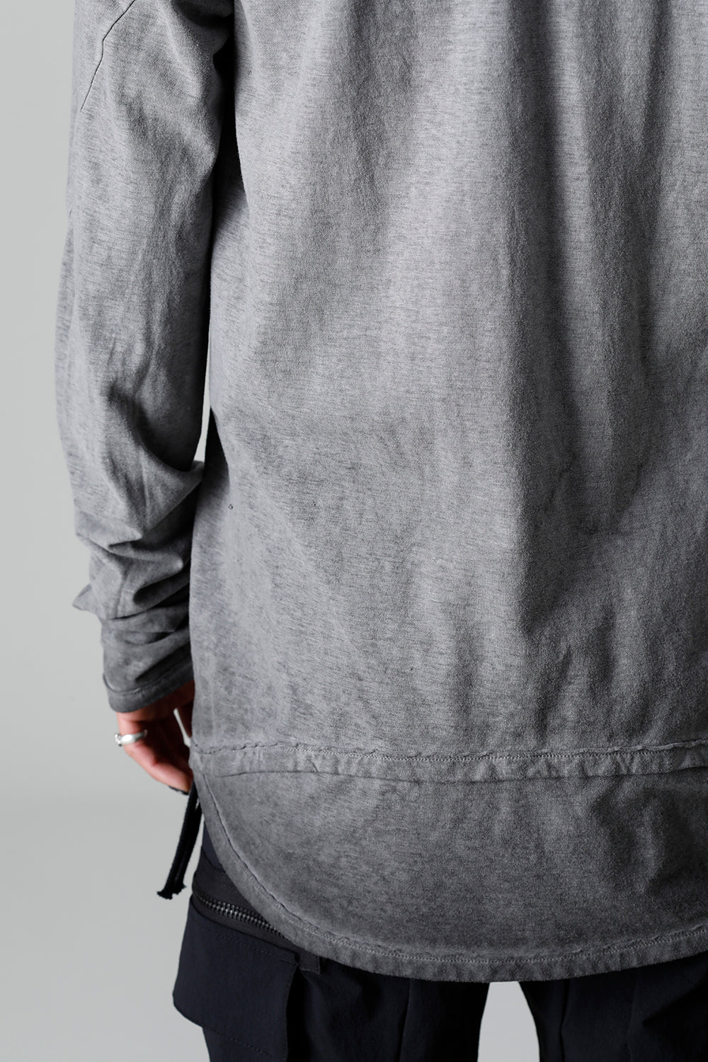 Gradation Cold Dyed Strong Twist Light Cotton Jersey Long Sleeve T-Shirt  Gray