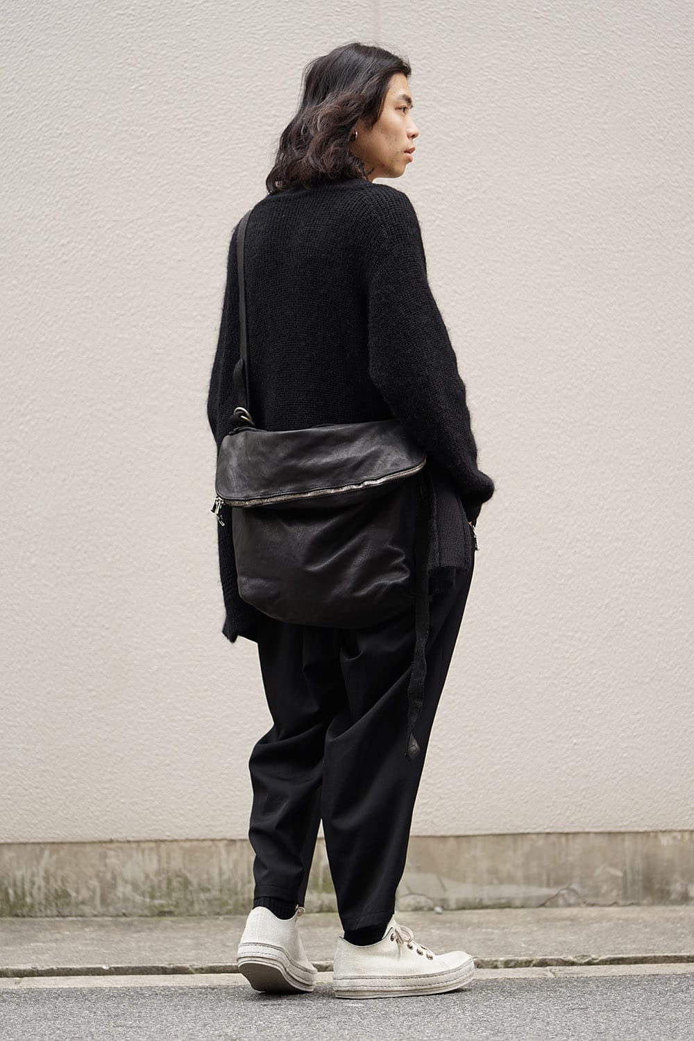 Leather Shoulder Bag Horse Full Grain Leather - M10 - BLACK