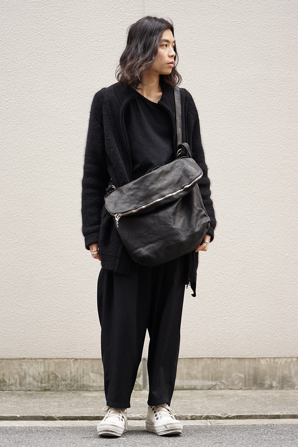 Leather Shoulder Bag Horse Full Grain Leather - M10 - BLACK