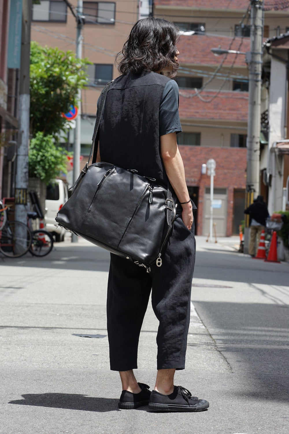 Long Stone Cow Mineral - Black