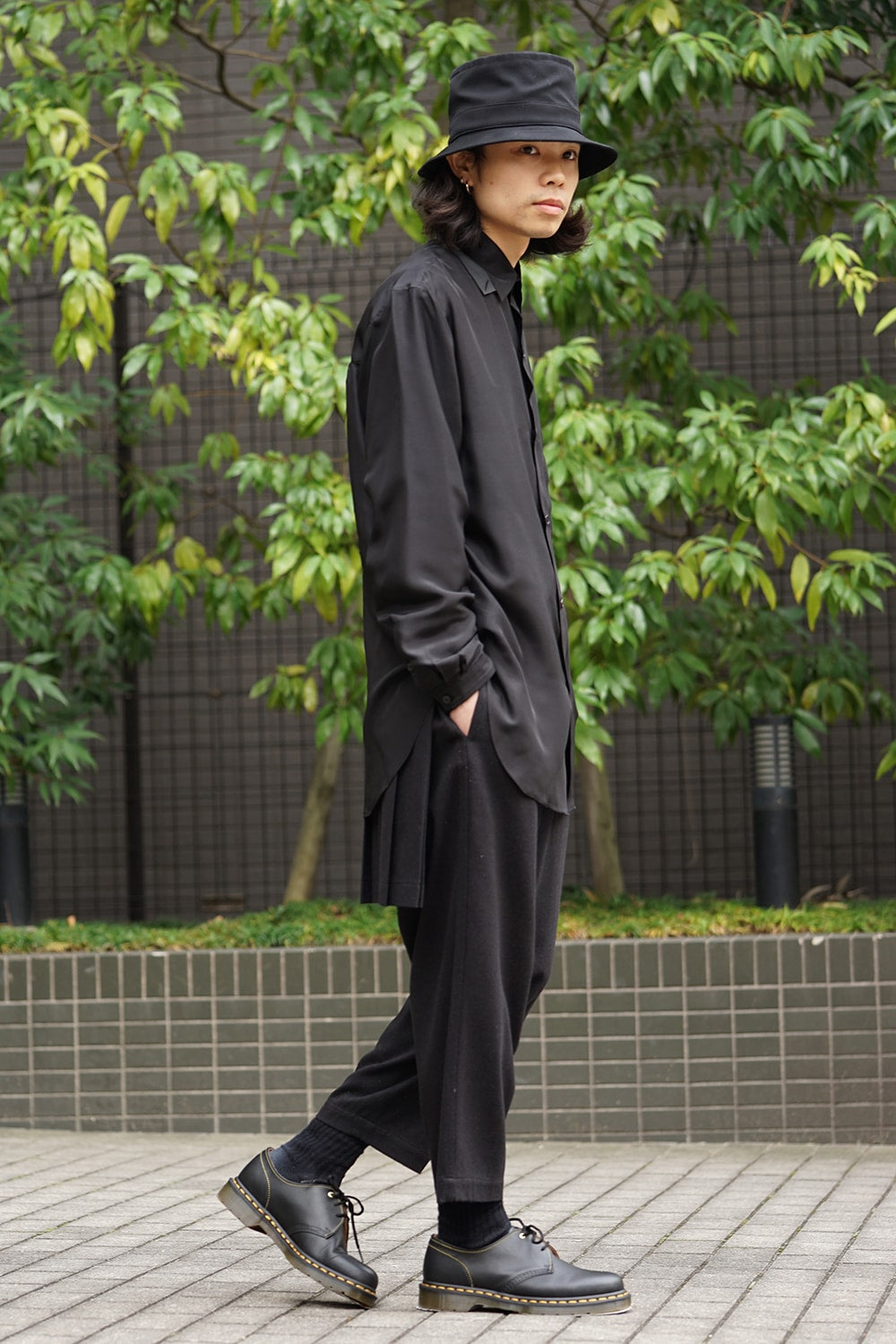 Hidden Collar Button Silk Shirt