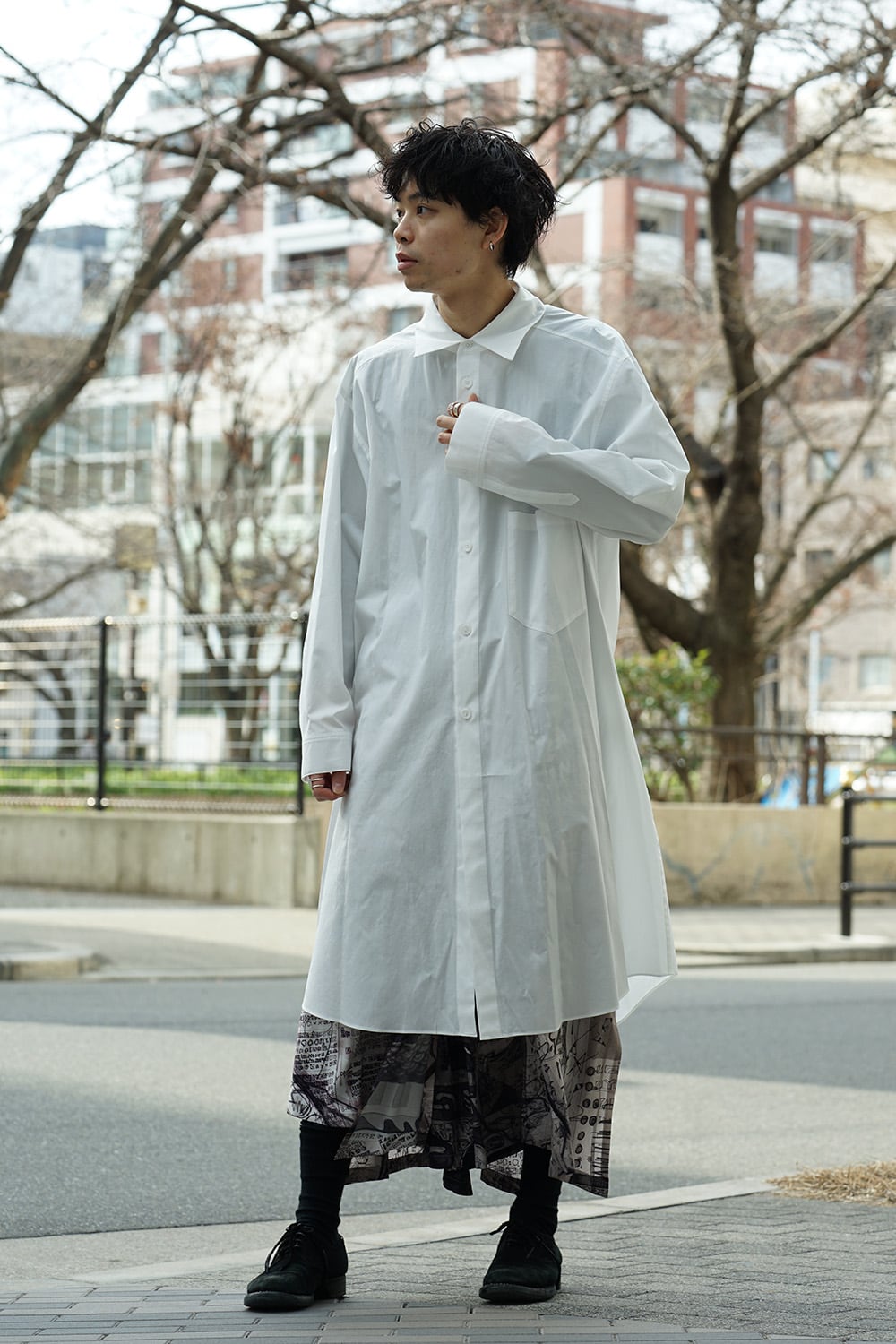 Big shirt (YASUTO SASADA)