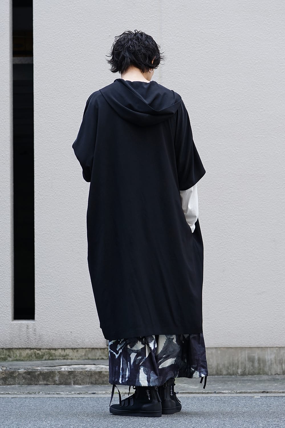 Left front Art Balloon pants 