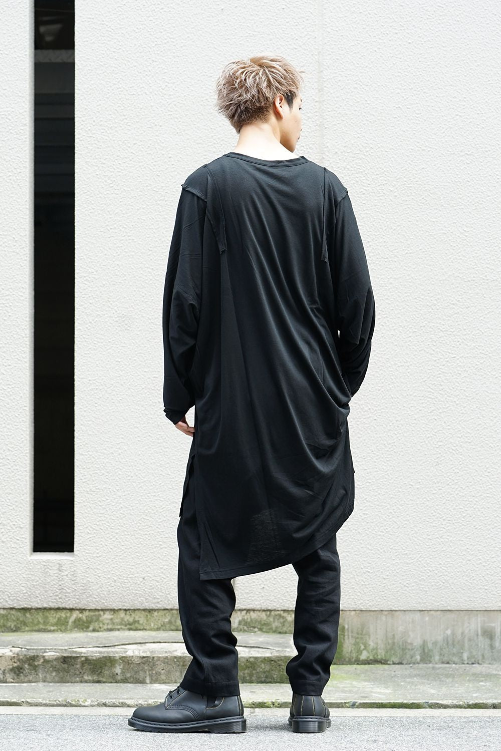 Shoulder depth Dolman cut & sew