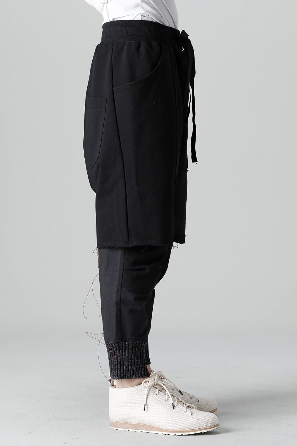 Pants Black / Red Stitch