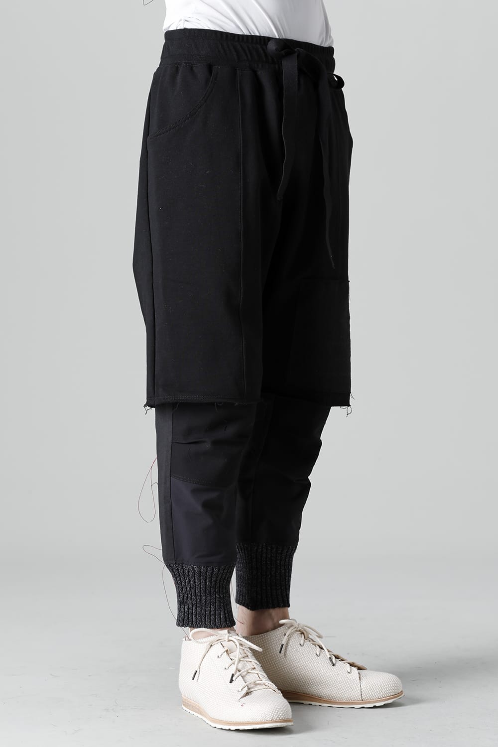 Pants Black / Red Stitch