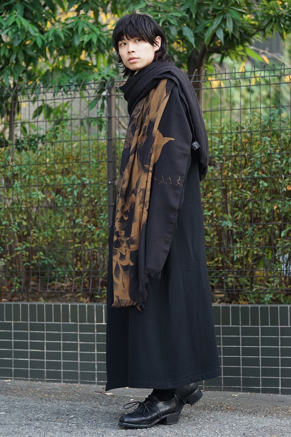 Dahlia Grilled Stole Wool Discharge - DV-L12-104