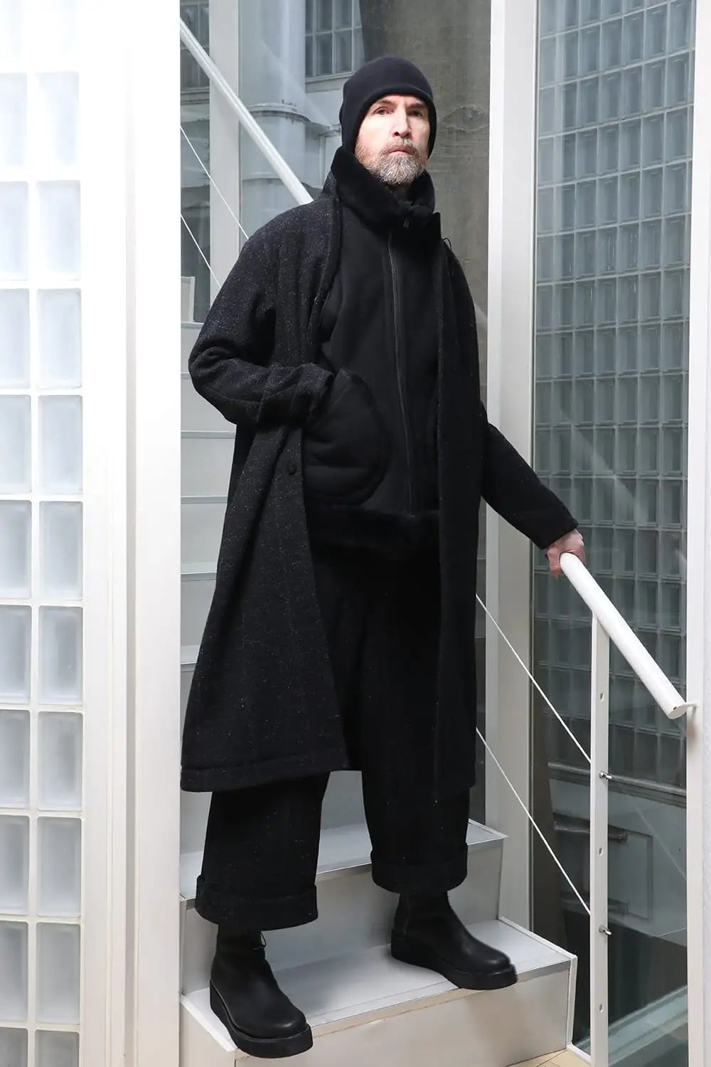 High neck  Vest Sheep Skin Black