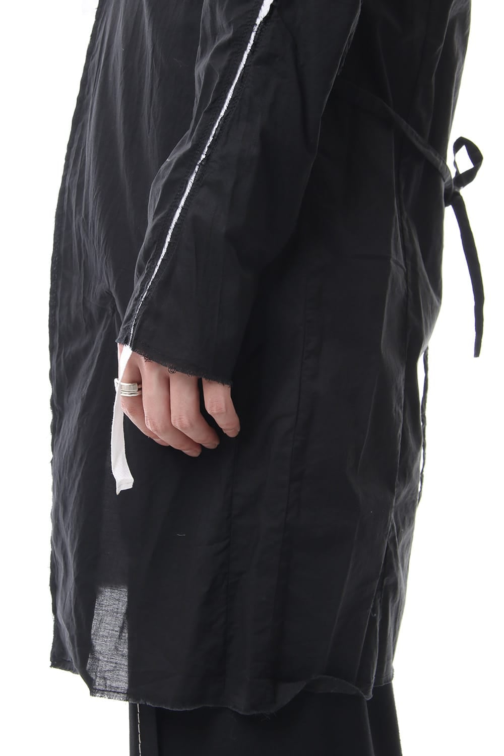 Ribbon Coat - Black / White