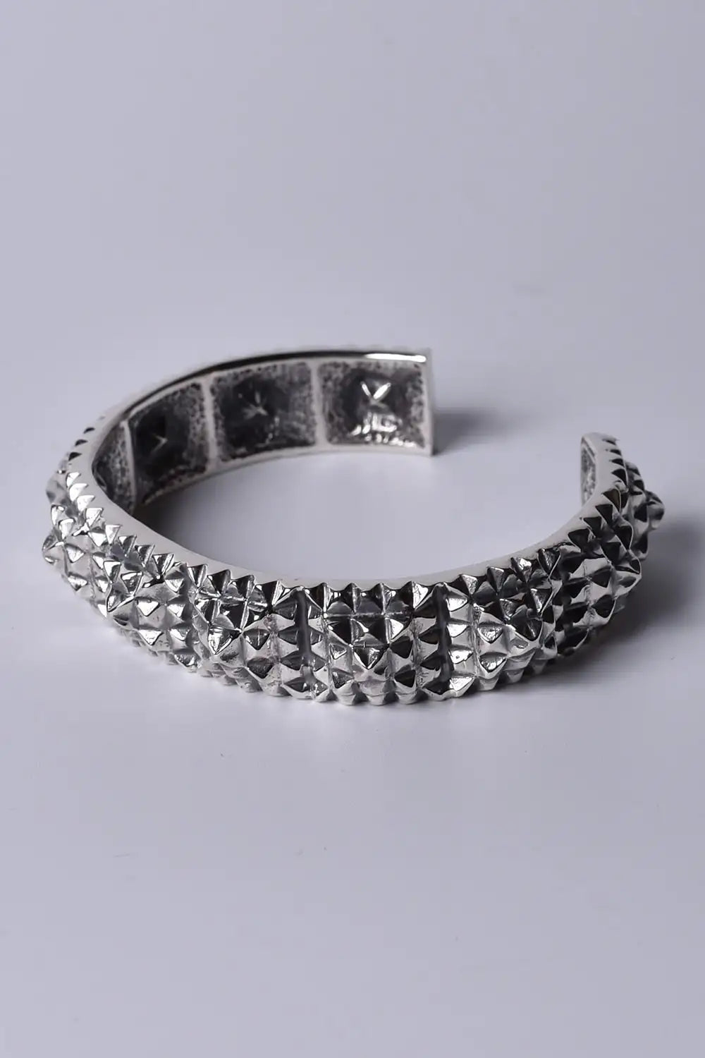 Element of instinct 3 Bangle