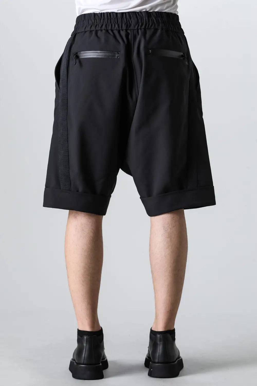 Line Buggy Shorts