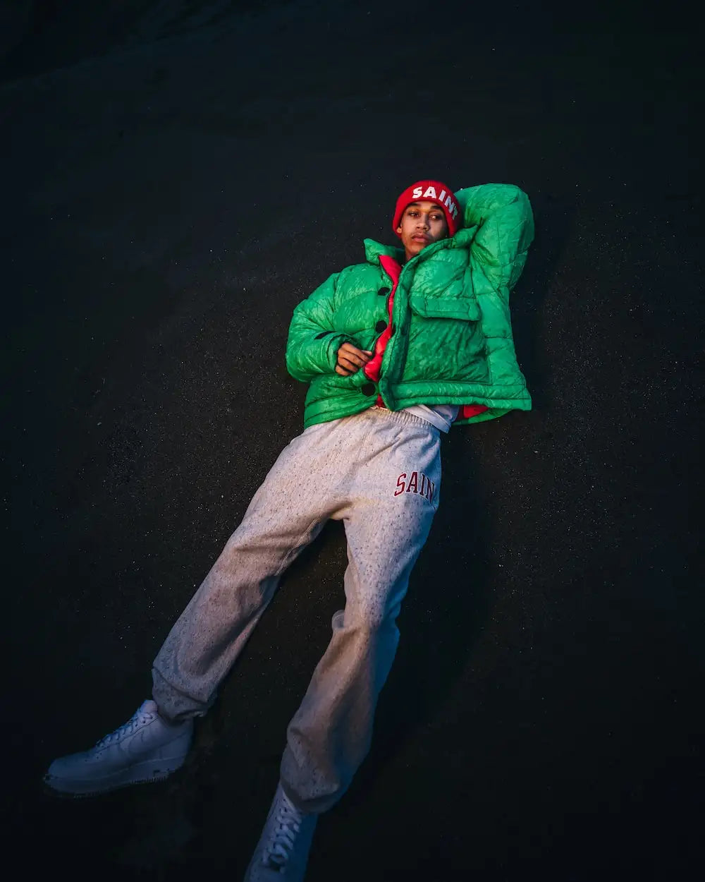 ダウンジャケット