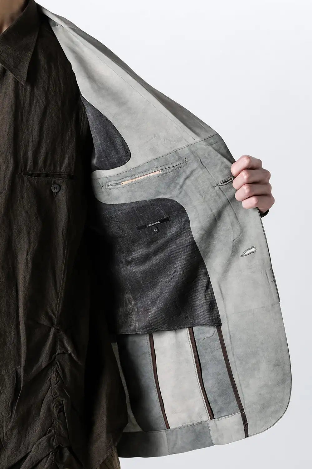 ルーズフィット 2ボタン ブレザー