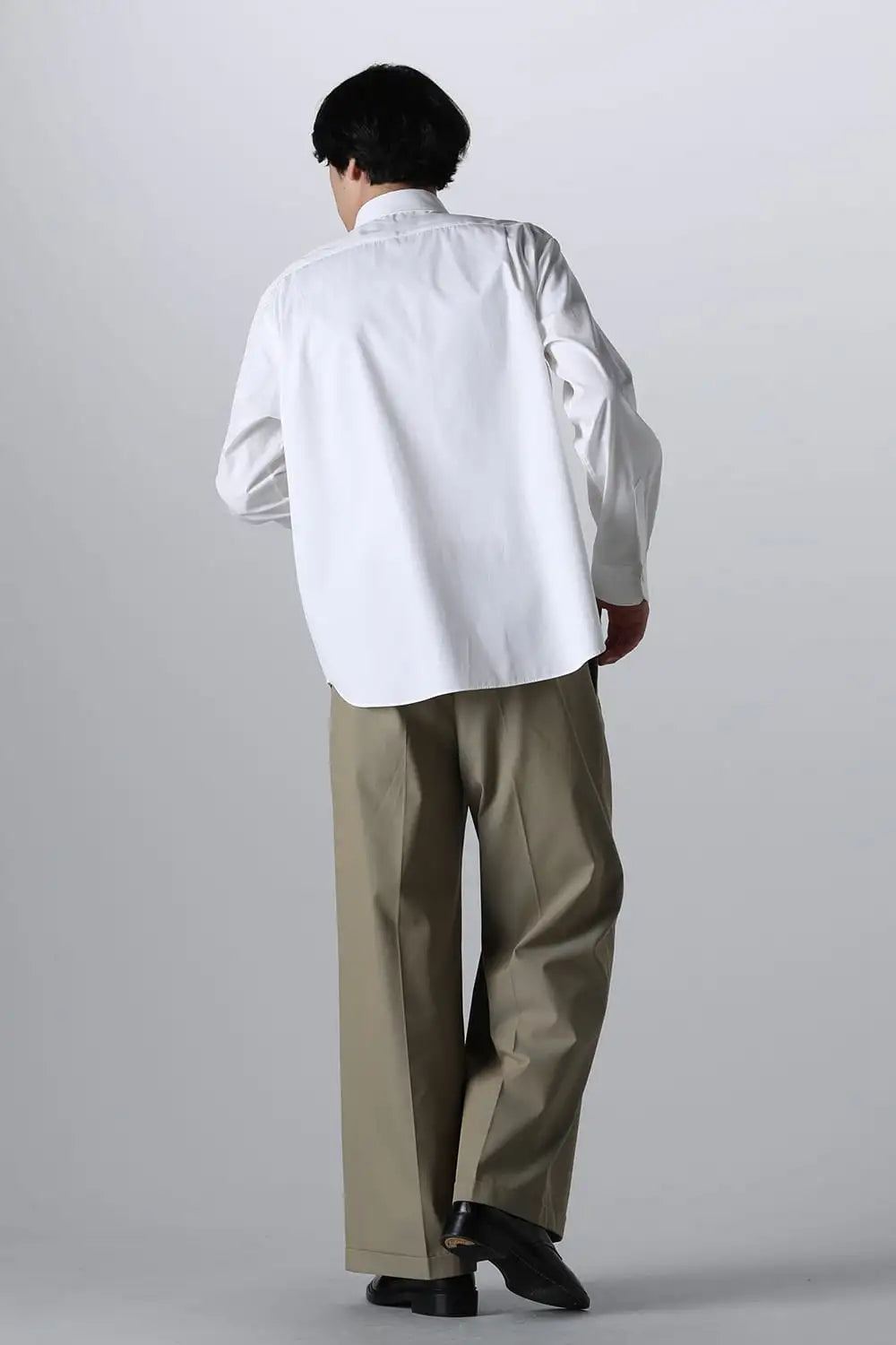 Front panel Shirt With Leather Tab White