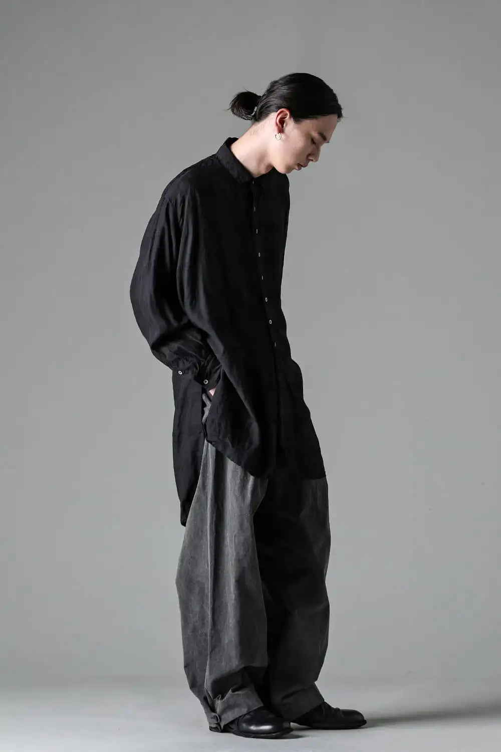 Side Tucked Wide Straight Trousers Sumi Black