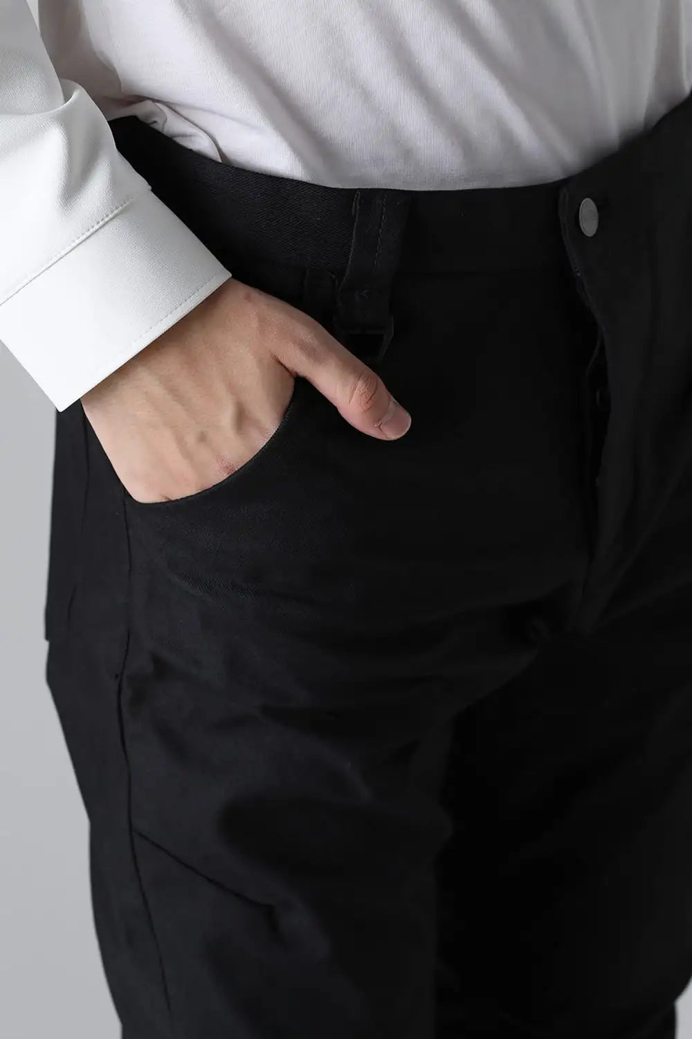 ジーンズ ブラック