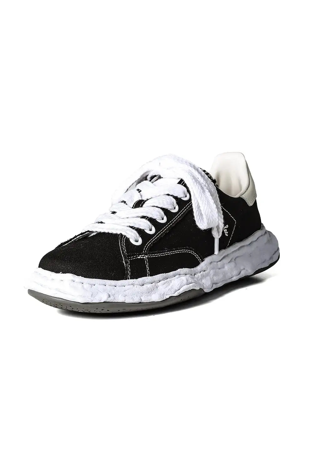 CHARLES Original sole canvas Low-cut sneakers Black