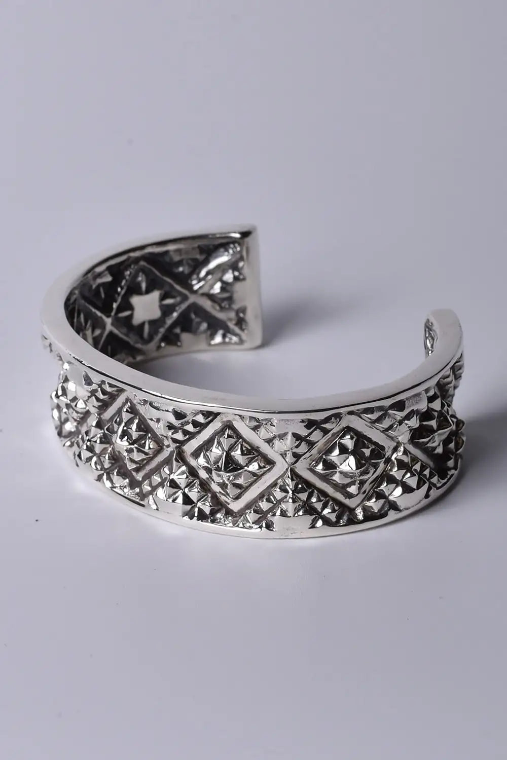 Element of instinct 4 Bangle