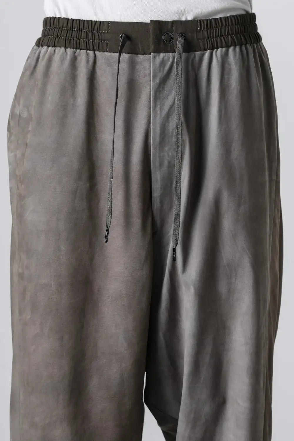 リラックスパンツ ソフトヌバックカウレザー Slate Gray