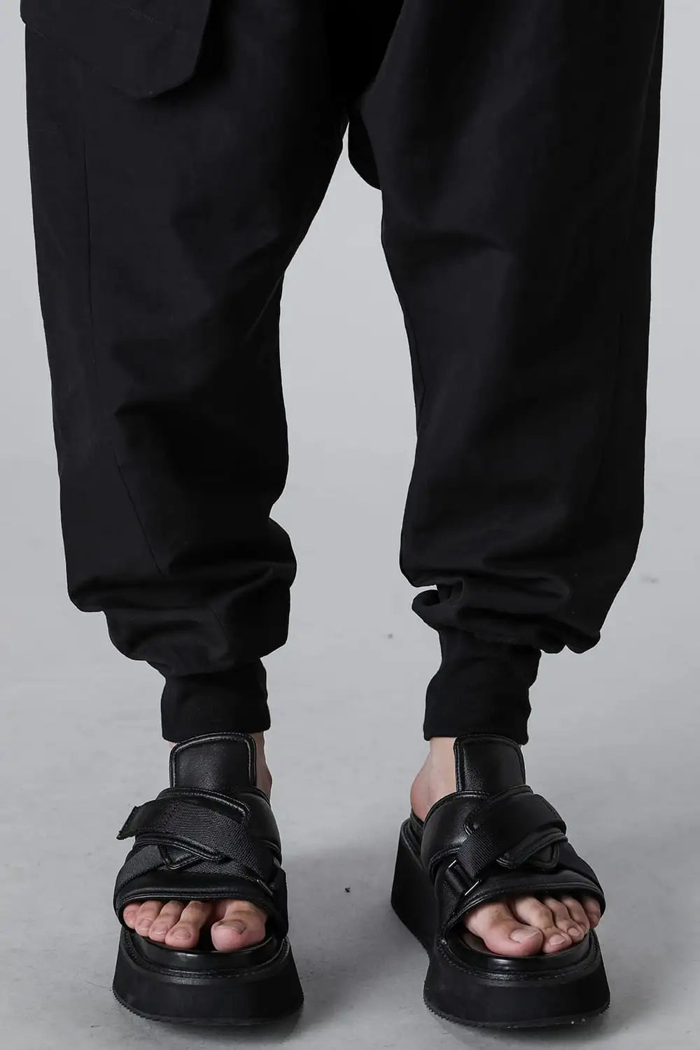 Cotton / Linen Poplin Cargo Crotch Pants